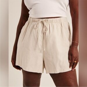 Abercrombie & Fitch Linen Blend Pull On Short Cream Size Medium